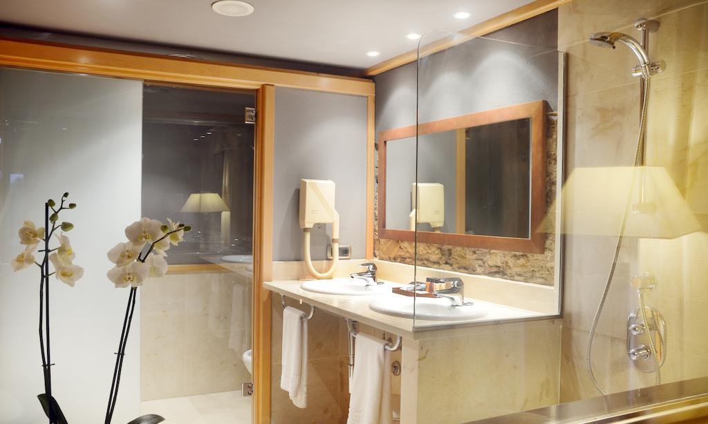 Es Portal Restaurant I Hotel Boutique - Adults Only 帕尔斯 外观 照片
